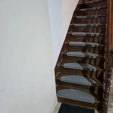 Pour 4p - La Grange Des Pélerins *